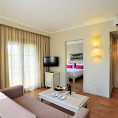 Otel Zeytinada
