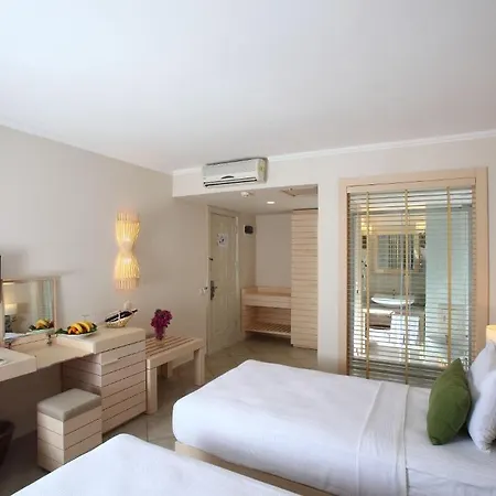 Zeytinada 4*
