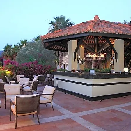 Hotel Zeytinada 4*
