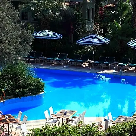 Zeytinada Hotel Torba