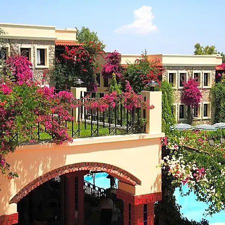 Hotel Zeytinada 4*