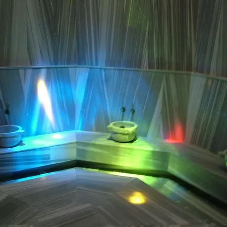 Zeytinada Hotel 4*