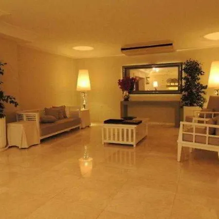 Zeytinada Отель Торба