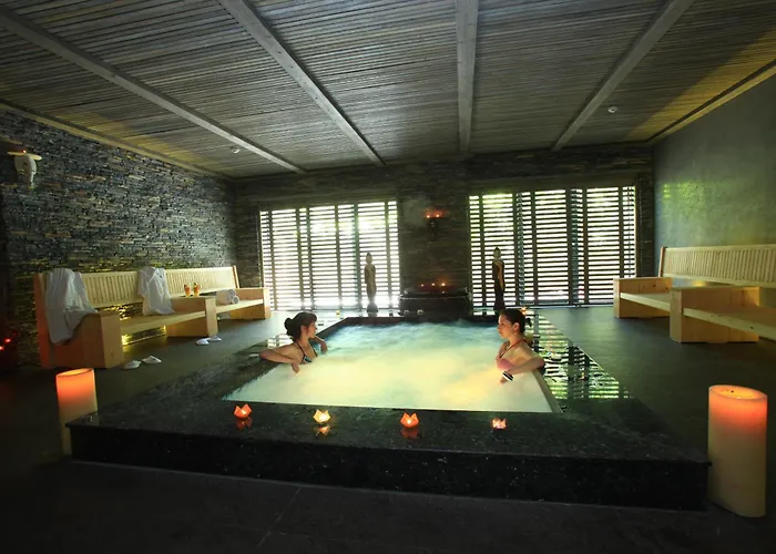 Zeytinada Hotel Torba